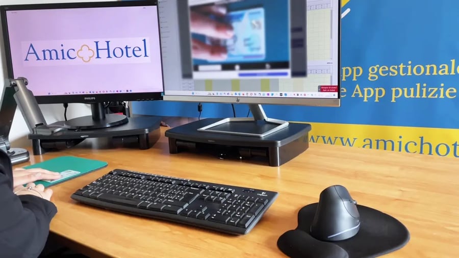 check-in_desktop-1320x743